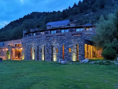 wunsch�nes �kohotel in katalonien