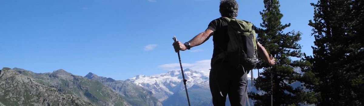 Bergwandern mit Gepcktransport im Aostatal